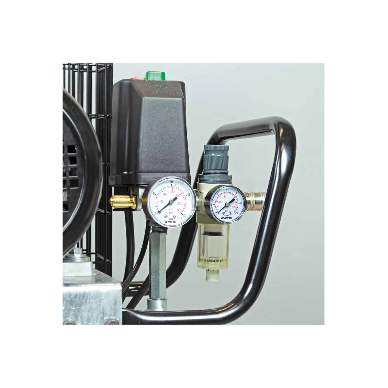 PS60/500G FT15 SD Professional two-stage belt driven compressor with galvanised tank for high performance. dettaglio